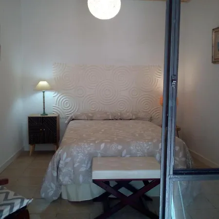 Patio Del Limonero アパート *