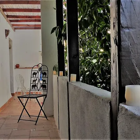 Patio Del Limonero Apartment *