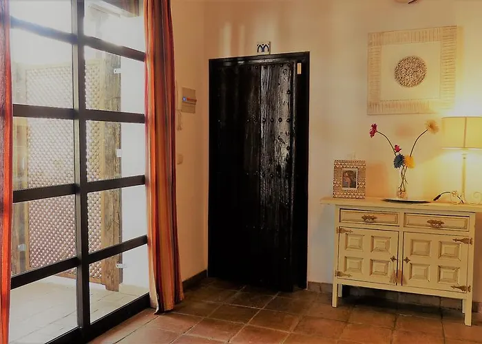 Patio Del Limonero Διαμέρισμα *