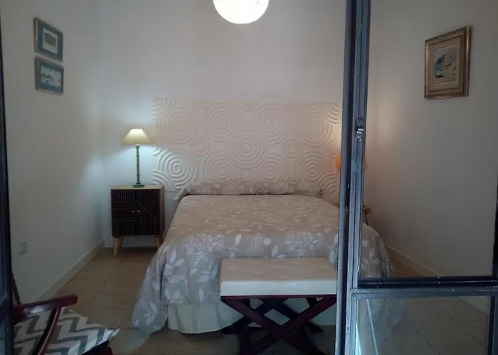 Patio Del Limonero 아파트 *