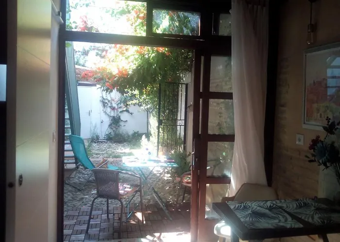 Patio Del Limonero 公寓 *